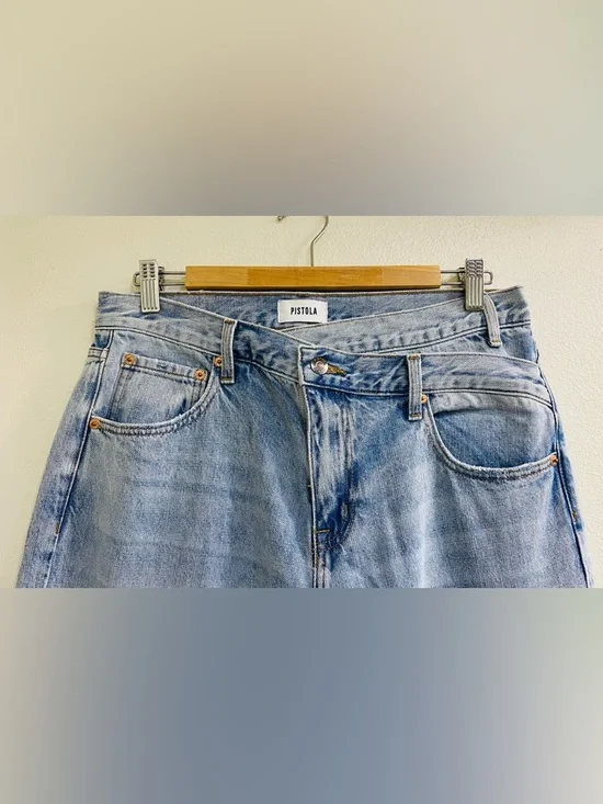 Pistola Light Wash Bobbie Mid Rise Loose Straight Leg Cross Front Jeans Size 29 - Picture 5 of 8